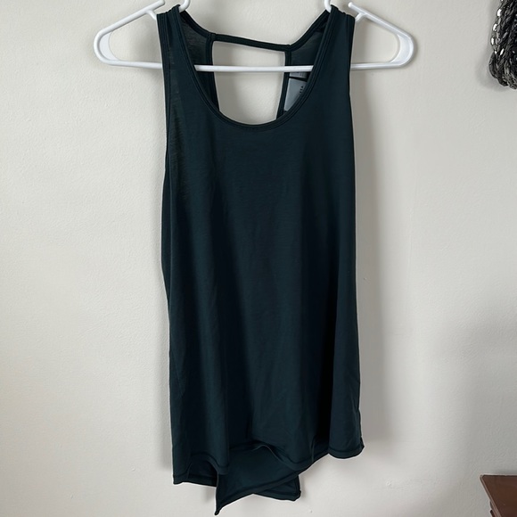 Athleta Tops - Athleta essence tie back tank